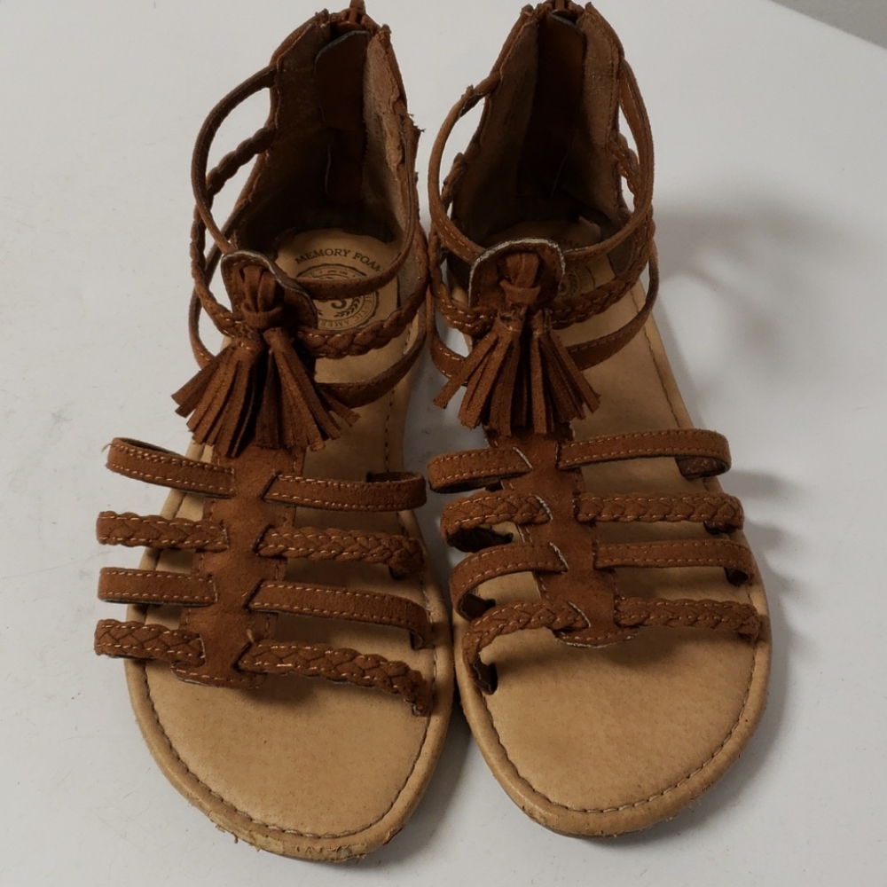 Girl's So Memory Foam gladiator sandals